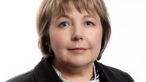 Евгения Корзухина АЛКОГОЛЬ